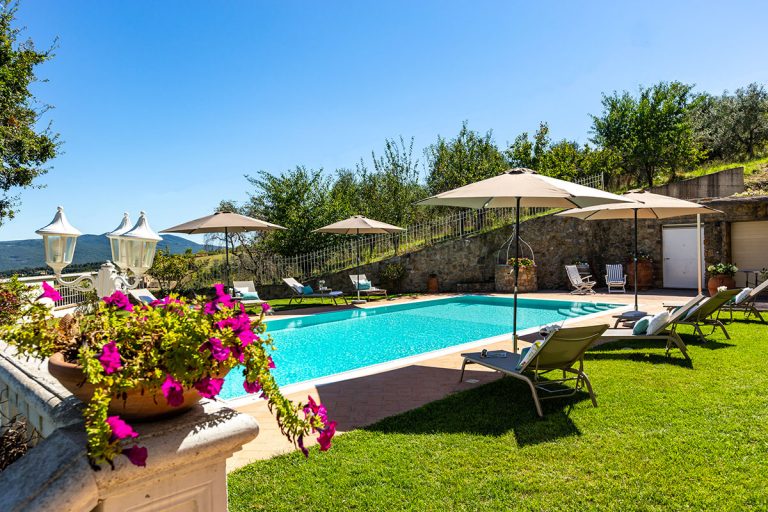 Villa_02_1200x800