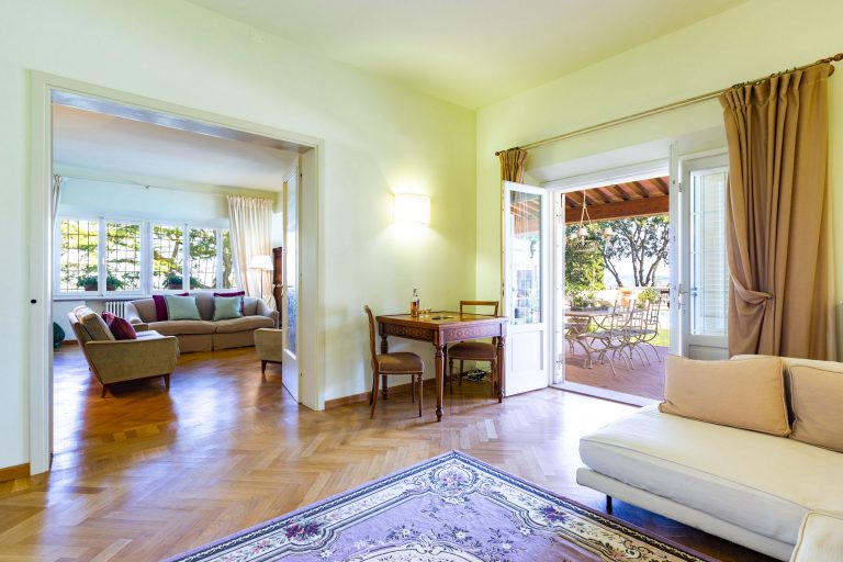 Villa_11_1200x800